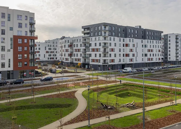 Stylish Habicha With Air Conditioning And Underground Parking By Renters *