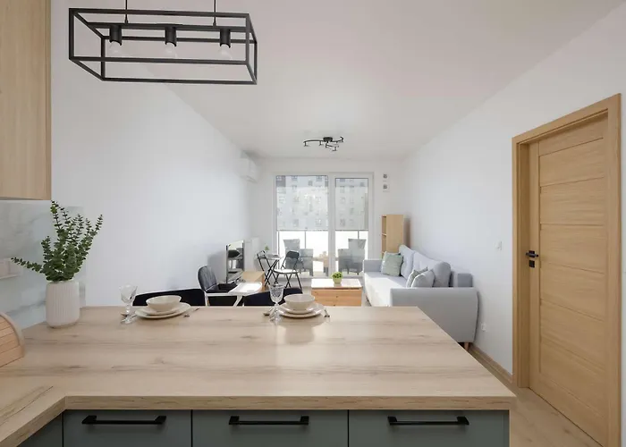 Stylish Habicha With Air Conditioning And Underground Parking By Renters Apartament